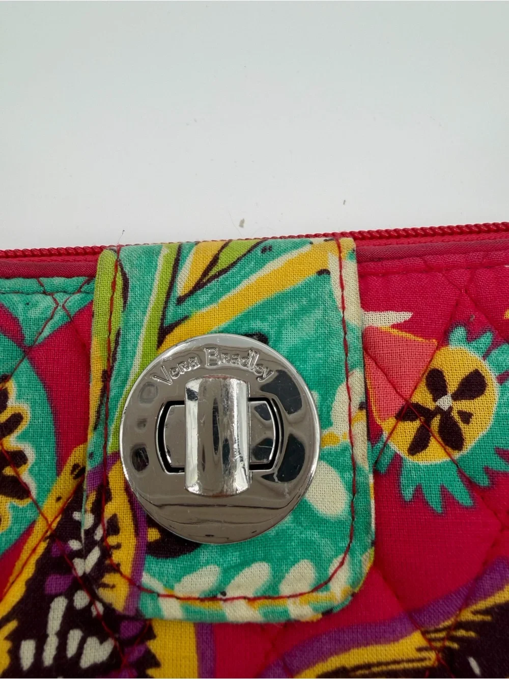 Vera Bradley Turnlock Zip Wallet Tropical Floral Red
